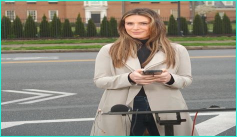 Alexis McAdams: TV Journalist | Has she ever won any award?